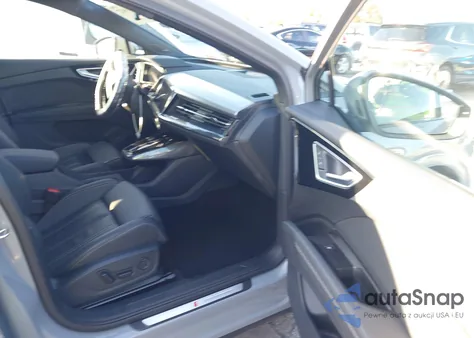 2024 Audi Q4 Sportback E-Tron Premium Plus 55 Quattro z USA, uszkodzony, nr VIN WA13UBFZ8RP082464